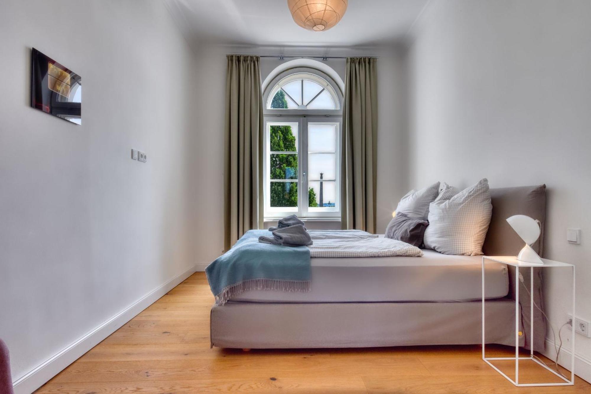 Ferienwohnung Fuerst Malte Loft I Design & Pool Putbus Exterior photo